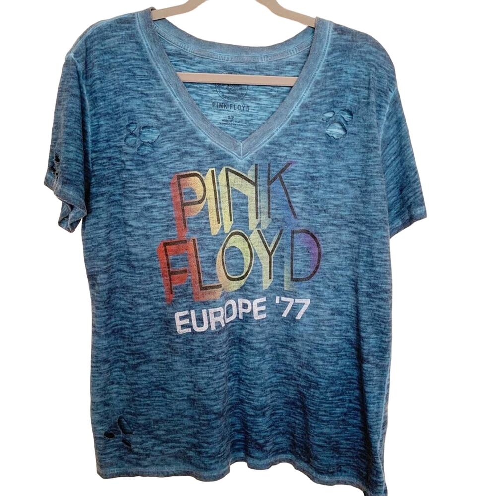 Recycled Karma Blue Distressed Pink Floyd Graphic V Neck Tee Small